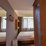 Hanting Hotel Beijing Tuanjiehu